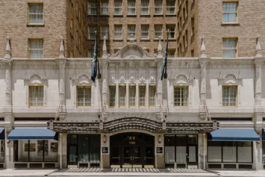 Club Quarters Hotel in Houston