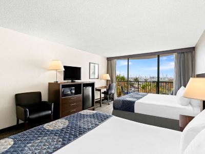 Best Western Yacht Harbor Hotel