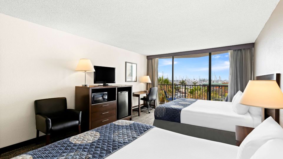 Best Western Yacht Harbor Hotel