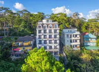 TP HOTEL ĐÀ LẠT Các khách sạn gần View săn mây điện gió