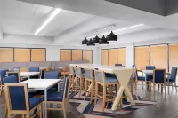 Hampton Inn Louisville-Airport (Fair & Expo Center)
