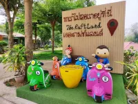 The Raft Land Resort Hotels in Thong Pha Phum