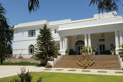 The Altus - A Luxury Homestay