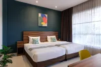 Mono Coliving Kencana, Surabaya Отели в г. Dukuhpakis
