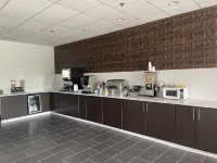Wingate by Wyndham Savannah Gateway - Bữa sáng
