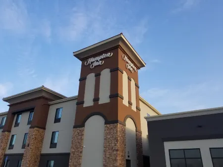 Hampton Inn by Hilton Arvin Tejon Ranch Отели рядом с достопримечательностью «Аутлетс эт Техон»