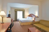 Holiday Inn Express & Suites Frackville Hotels in Schuylkill County