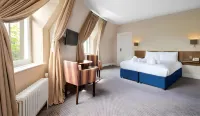 The Crown Hotel Hotels near Harrogate Theatre