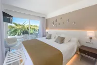 Plaza Santa Ponsa Boutique - Adults Only.
