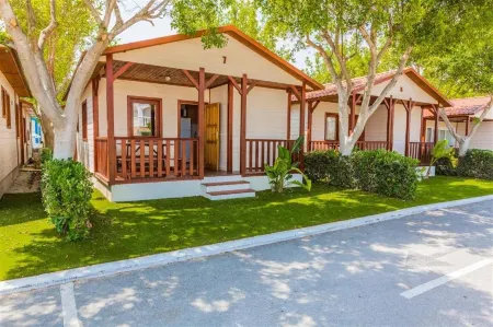 Alannia Guardamar Отели рядом с достопримечательностью «Platja Centre»