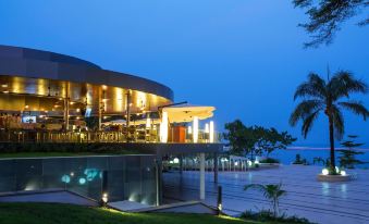 Radisson Blu M'Bamou Palace Hotel, Brazzaville