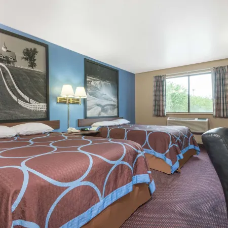 Super 8 by Wyndham Corbin/London KY