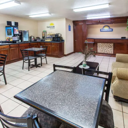 Days Inn by Wyndham El Reno