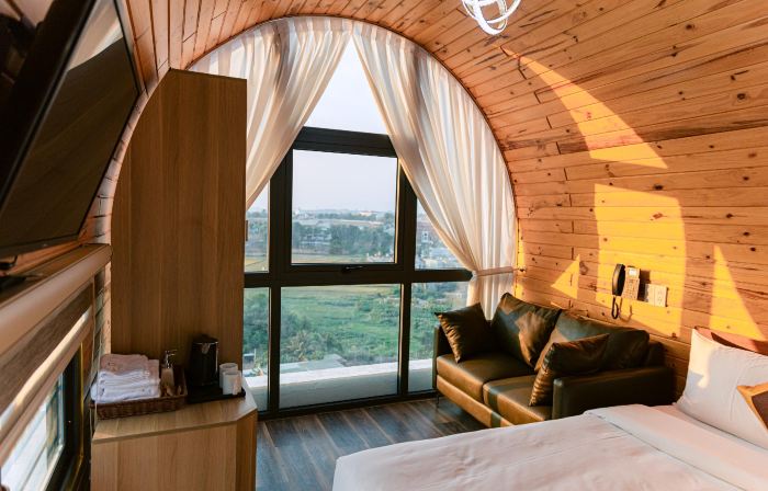 LuckyStar Hotel