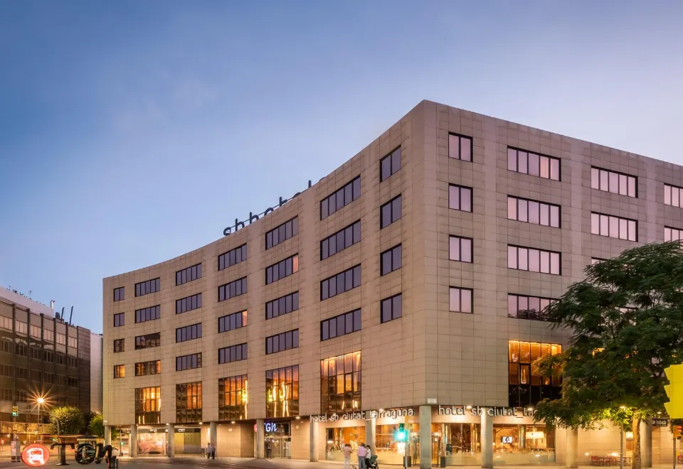 Tarragona’s Timeless Treasures: Where Roman History Meets Luxury Stays