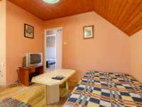 Keszeg Hotel di 