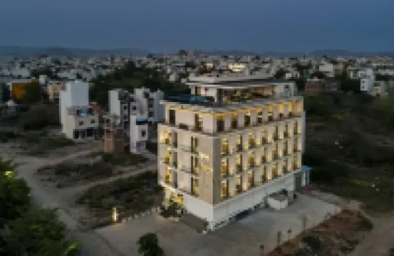 7 Rays Hotel Hotels near Sas-Bahu Temple