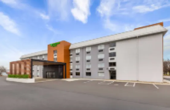 Wyndham Garden Louisville East Hoteles en 