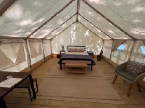 Valley Overlook, Peninsula, Ohio - Glamping Tent with Outdoor Deck, S2