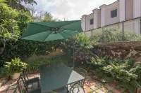 LUXURY STRUCTURE ON THE SHORE AT THE LAKE MARONE Hotels in Marone