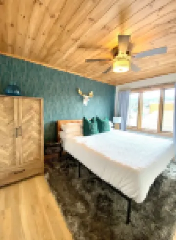 Downtown Sweetwater Suite West