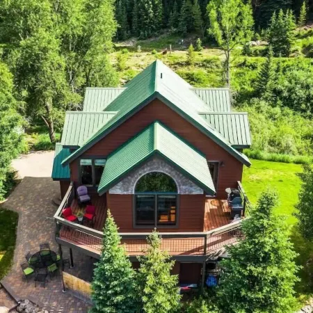 The Kebler Home: Walk to Elk Ave! Dog Friendly!