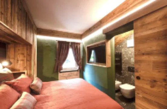 Special Offer ! Top Location with Private Parking