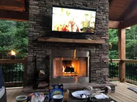 Fall Colors / Amazing Deck w/ Fireplace & TV / Hiking / Skiing / Wineries / Pets