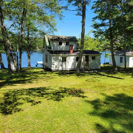 "Uptacamp" feel, true Maine style Camp