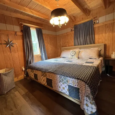 Cabin Directly Across from Kinzua Lake & Onoville Marina