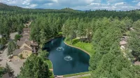 Charming Innsbrook Village condo, FREE Golf, Pickleball, Tennis, Pool, Fishing!