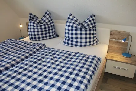 Thatched cottage in 1. Row to the Baltic Sea - near the Hanseatic city of Wismar