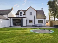 ANCRUM HOUSE self-catering accommodation in Gretna Green with hot tub