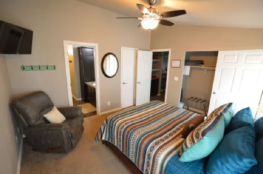 B&D's Lazy Lizard 15 min to Horseshoe Bend, Antleope Canyon and Lake Powell