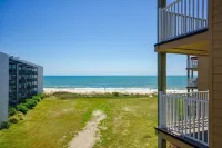 Fun in the Sun on Topsail Island at the Pelican Pad: A cozy oceanfront condo