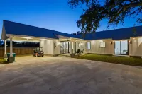 The Luxe on Main is an Ultra Modern, Trendy New Construction in Downtown BSL - 4-Star