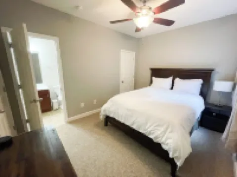 Beechwood Villa - Suburban Modern