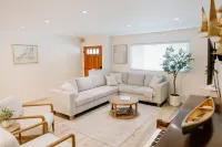 Spacious home 7 minutes away from the beach! Hotels in Goleta