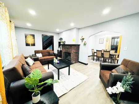 Countryside home w/ rustic feel in charming Corning