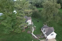 The Guest House Hotels near Whispering Winds Winery