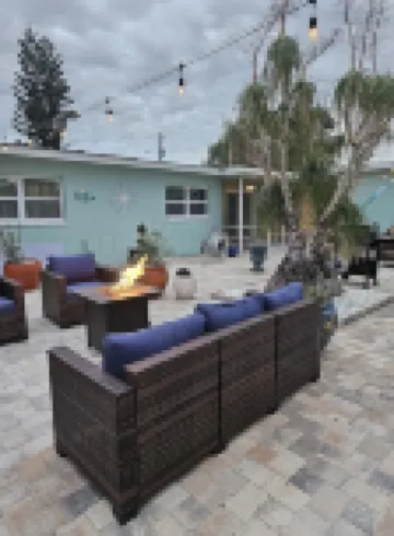 Beachy 1-Bedroom Getaway in Cape Coral – 20 Mins to Sanibel & Fort Myers Beach!