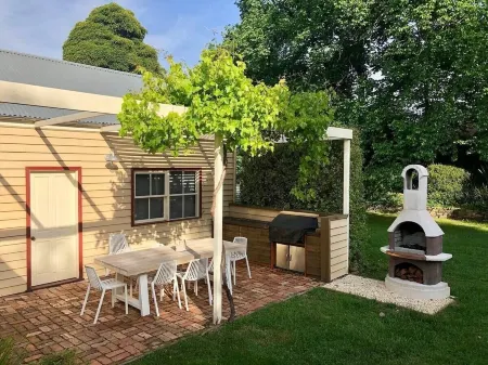 Sunday House - Luxury Restored Church in Historic Maldon
