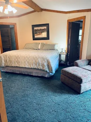 Private Lake/Sport Clay Range  30 Min to GSO, VIR, Martinsville 10 min Danville