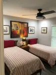 Amazing Five-Star Luxury Thornton Park two Bedroom Apt - close to Kia Center.