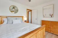 Gorgeous, Ocean View, 3 bedroom, 2 bathroom home in the heart of Kitty Hawk! - balcony