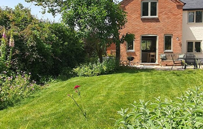 Peaceful cottage nr Ludlow & Leominster, newly renovated, large garden & orchard