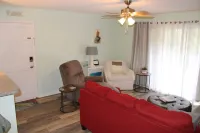 Ocean Walk 1Bd/1Ba Condo Close to the Village Pier Area