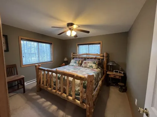 Wallenpaupack Lake Estates Mountain Retreat