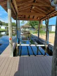 Cozy canal front home. Minutes from Sebring International Raceway.