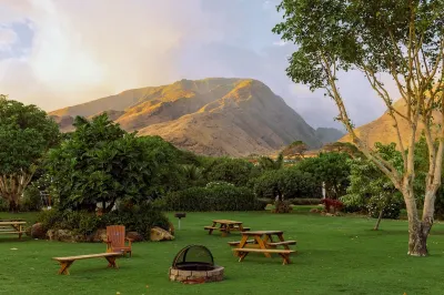 Epic Maui Camping - Affordable Adventure in Paradise SUV + gear Các khách sạn gần Kahului Harbor Pier